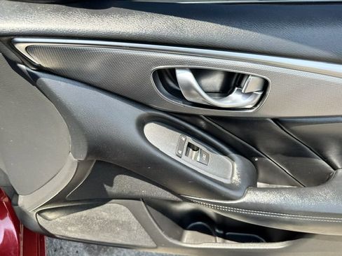 Used 2016 INFINITI Q50 Premium w/ Driver Assistance Package RWD image 19
