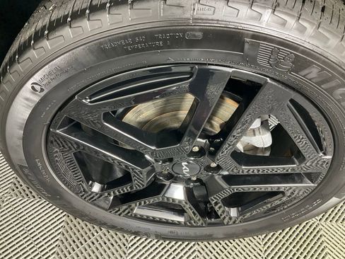 Used 2024 Kia Telluride SX X-Line image 10