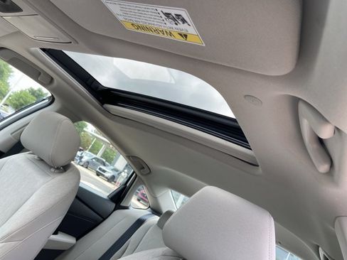 Used 2023 Honda Accord EX image 29