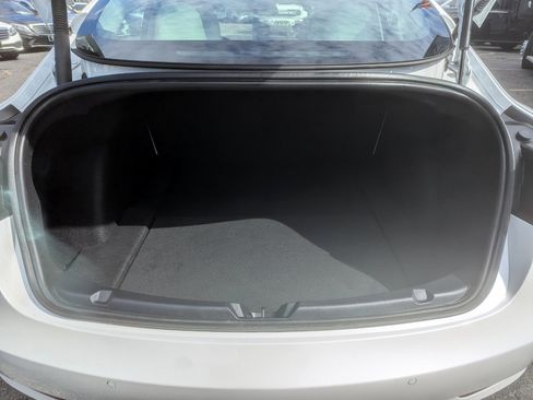 Used 2021 Tesla Model 3 Standard Range Plus image 40