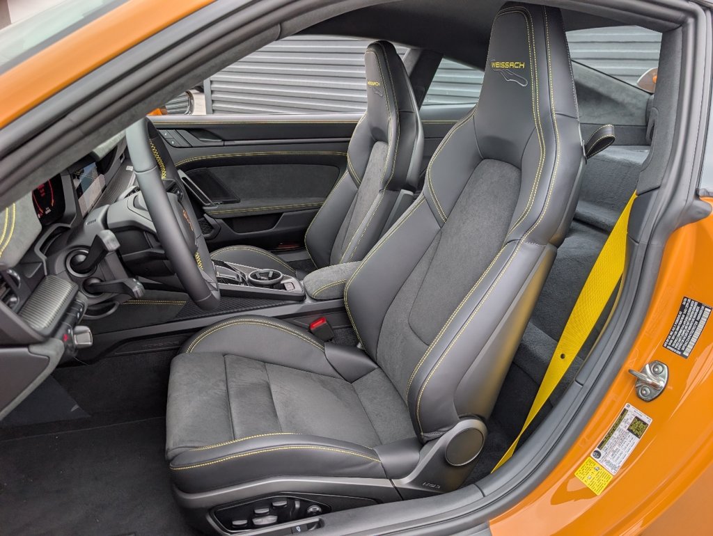 Used 2026 Porsche 911 GT3 RWD image 5