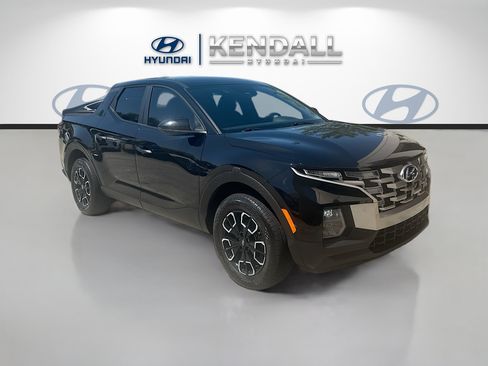 Used 2024 Hyundai Santa Cruz SE FWD image 1
