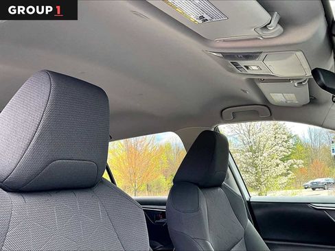 Used 2023 Toyota RAV4 AWD Hybrid image 14