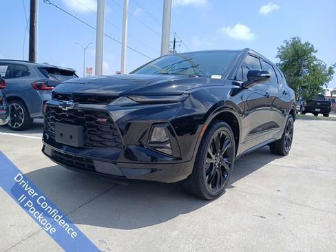 Used 2021 Chevrolet Blazer RS w/ Enhanced Convenience Package image 3