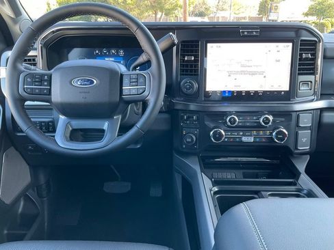 New 2026 Ford F250 Lariat w/ Black Appearance Package AWD/4WD image 36