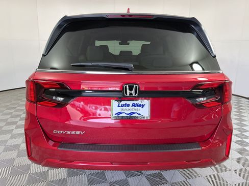 New 2026 Honda Odyssey EX-L image 10