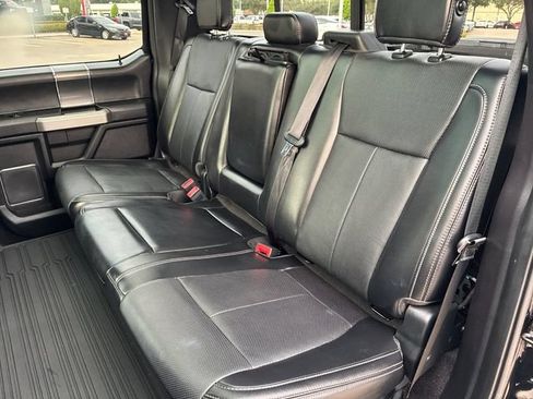Used 2018 Ford F150 Lariat w/ Equipment Group 502A Luxury AWD/4WD image 10