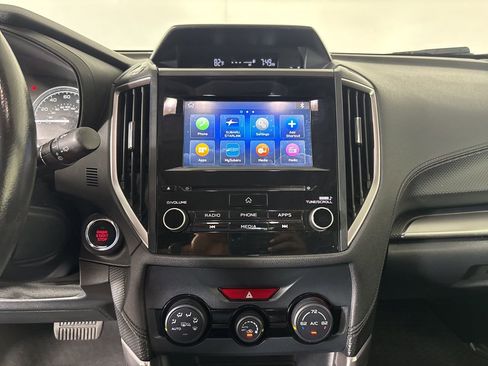 Used 2022 Subaru Forester Premium image 14