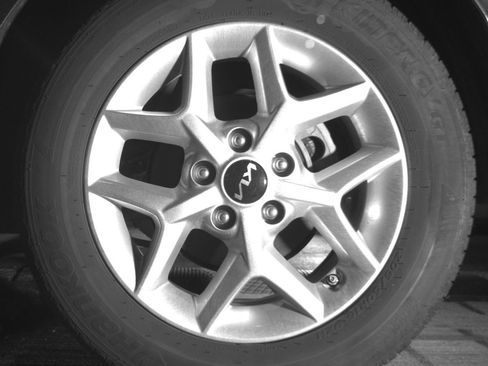 Used 2025 Kia Soul LX w/ LX Technology Package FWD image 14