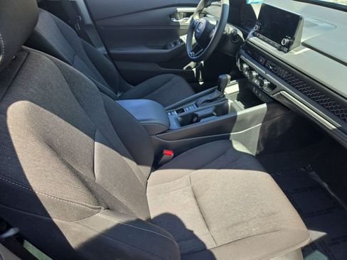 Certified 2025 Honda Accord LX image 20