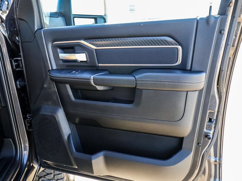New 2025 RAM 2500 Big Horn AWD/4WD image 54