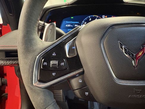 Used 2022 Chevrolet Corvette Stingray Preferred Conv w/ Z51 Performance Package RWD image 17