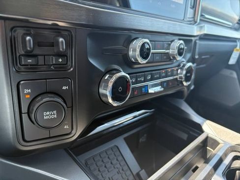 New 2026 Ford F550 4x4 Crew Cab image 31