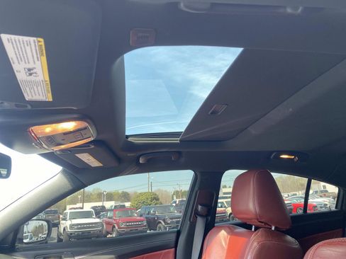 Used 2019 Dodge Charger SRT Hellcat w/ Harman/Kardon Audio Group image 20