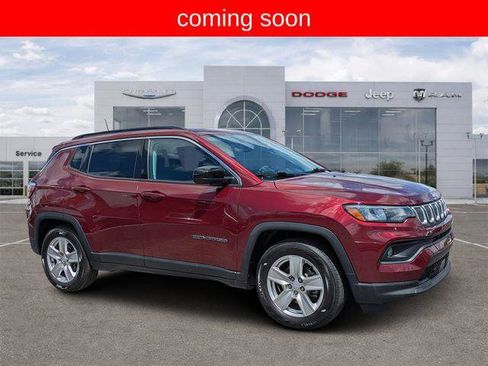 Certified 2022 Jeep Compass Latitude w/ Sun and Sound Group FWD image 1