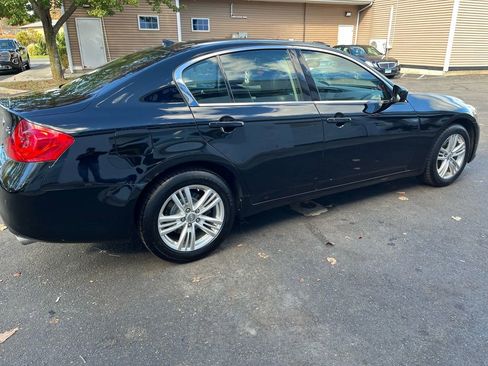 Used 2013 INFINITI G37 x Sedan w/ Premium Pkg image 5