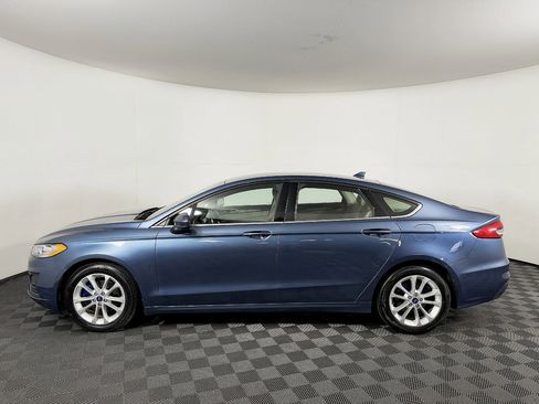 Used 2019 Ford Fusion SE FWD image 17