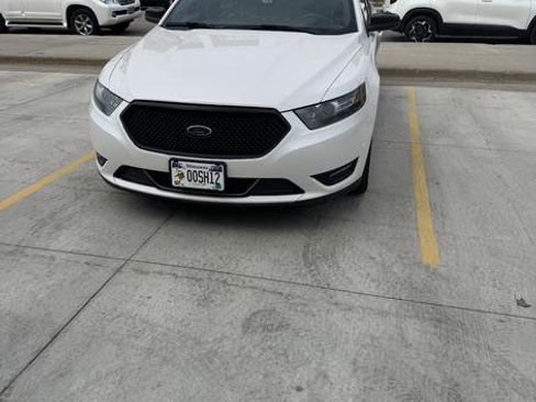 Used 2013 Ford Taurus SHO image 15