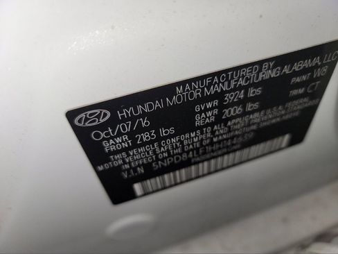 Used 2017 Hyundai Elantra Value Edition w/ Cargo Package image 10