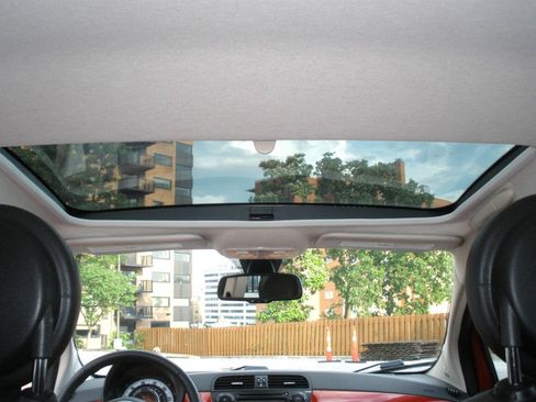 Used 2012 FIAT 500 Lounge w/ Luxury Leather Pkg FWD image 28