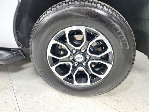 Used 2024 Ford Expedition Max XLT image 46