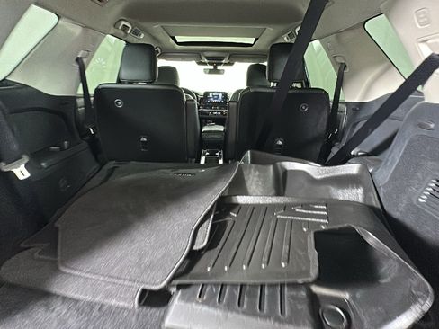 Used 2023 Nissan Pathfinder SL w/ SL Premium Package AWD/4WD image 28