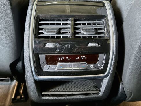Used 2021 BMW X5 xDrive40i w/ Convenience Package AWD/4WD image 30