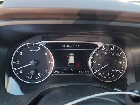 Used 2023 Nissan Rogue S image 13