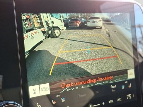 Used 2025 Lexus RX 350 Premium image 19