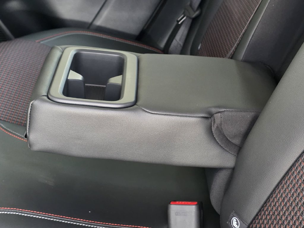 New 2025 Nissan Kicks SR FWD image 11