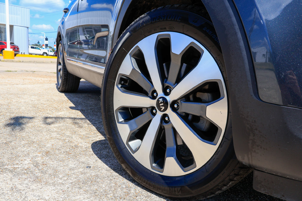 Used 2020 Kia Telluride S FWD image 29