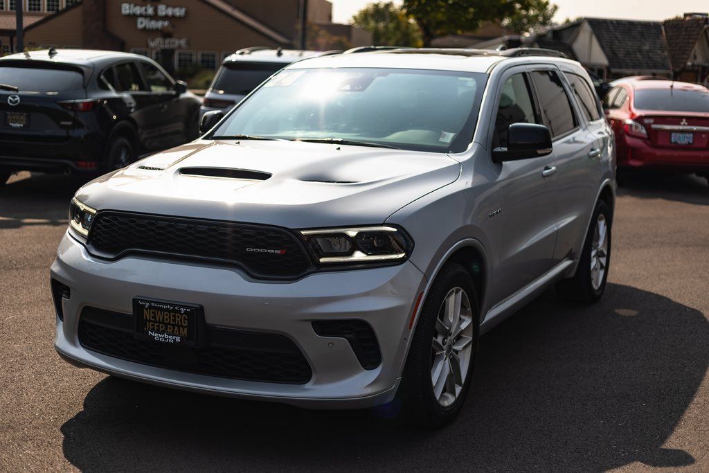 Used 2024 Dodge Durango R/T AWD/4WD image 4