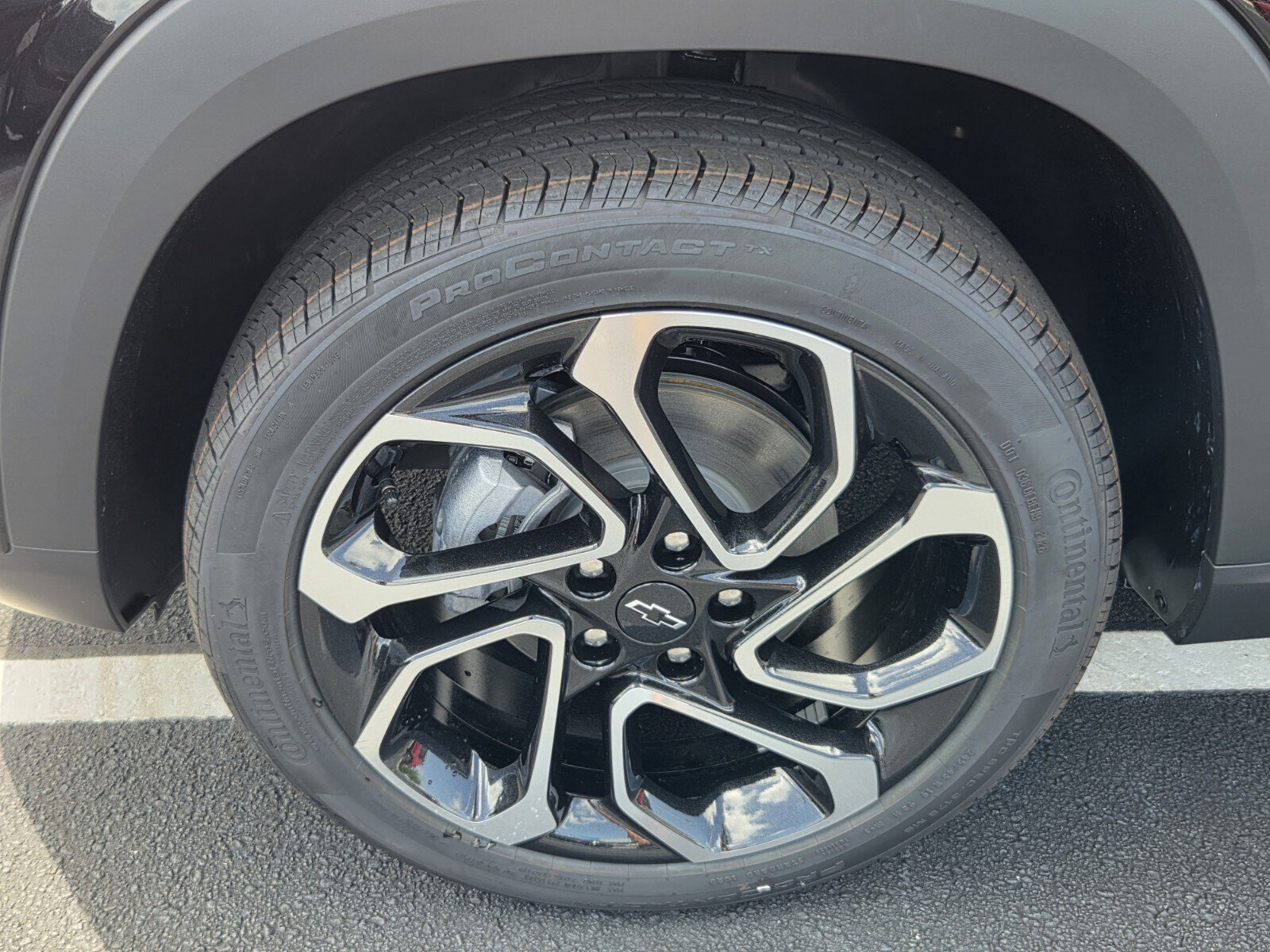 New 2026 Chevrolet Trax RS w/ Driver Confidence Package FWD image 4