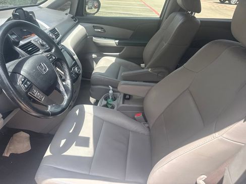 Used 2016 Honda Odyssey Touring image 16