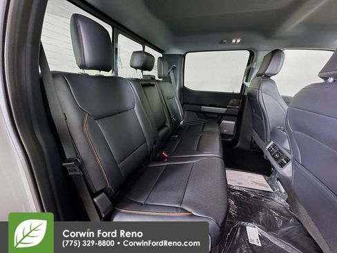 New 2026 Ford F250 Lariat w/ Black Appearance Package AWD/4WD image 30