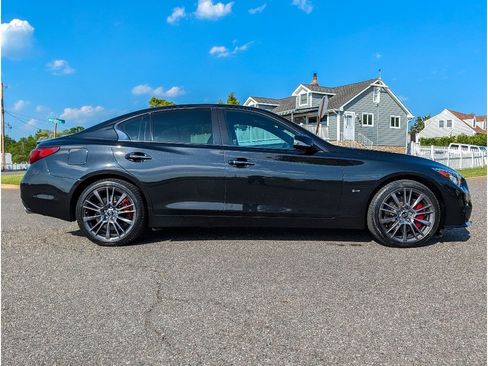 Used 2022 INFINITI Q50 Red Sport 400 AWD/4WD image 4