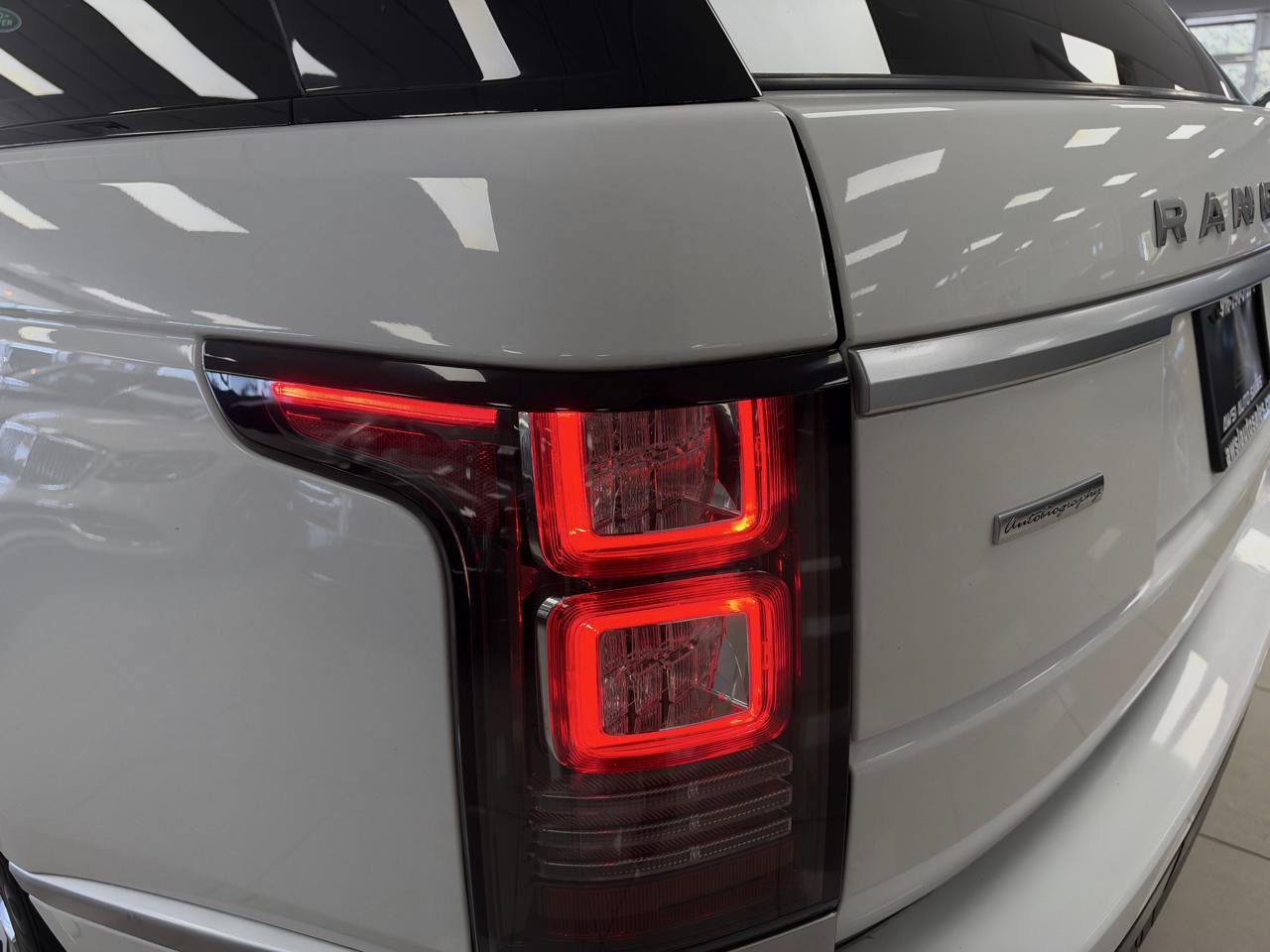 Used 2016 Land Rover Range Rover Autobiography AWD/4WD image 38