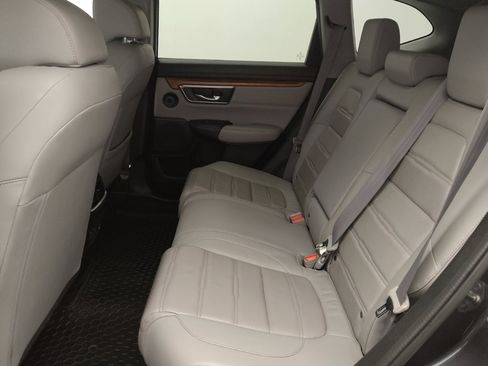 Used 2018 Honda CR-V Touring image 18