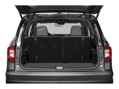 Used 2019 Honda Pilot Touring image 11