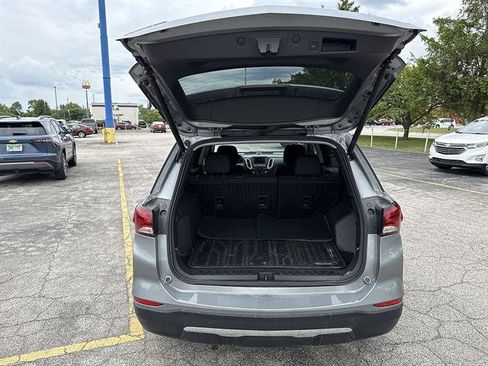 Certified 2024 Chevrolet Equinox LT w/ LPO, Floor Liner Package FWD image 49