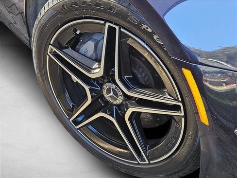 Used 2022 Mercedes-Benz E 350 4MATIC Sedan image 5