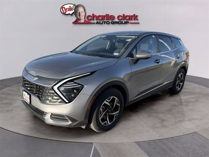 Used 2025 Kia Sportage LX