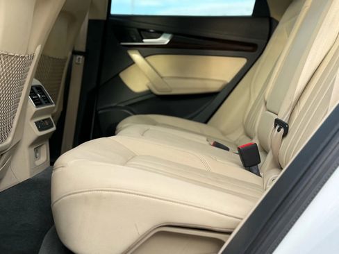 Used 2018 Audi Q5 2.0T Premium Plus w/ Premium Plus Package image 32