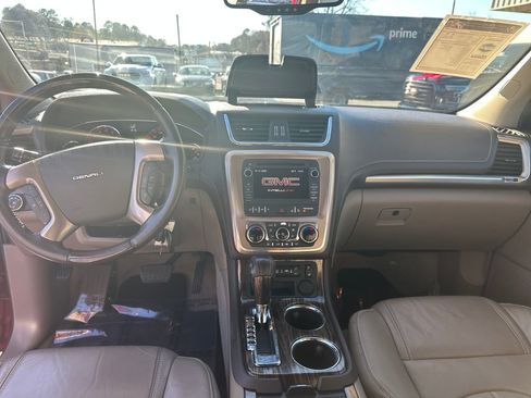 Used 2014 GMC Acadia Denali image 14