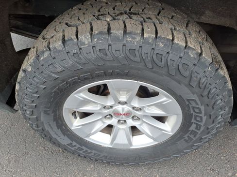 Used 2021 GMC Sierra 1500 SLE image 5