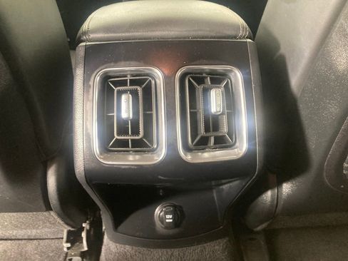 Certified 2024 Kia Sorento S image 15