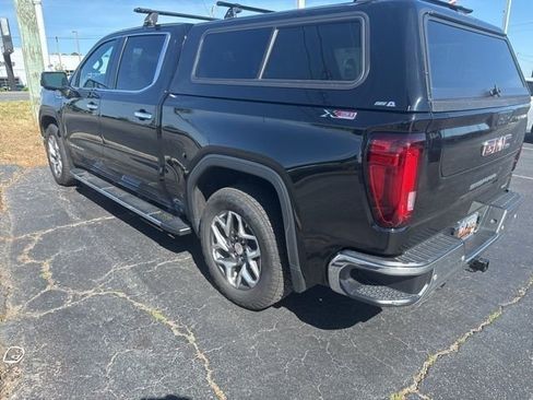 Used 2024 GMC Sierra 1500 SLT w/ SLT Premium Plus Package AWD/4WD image 10