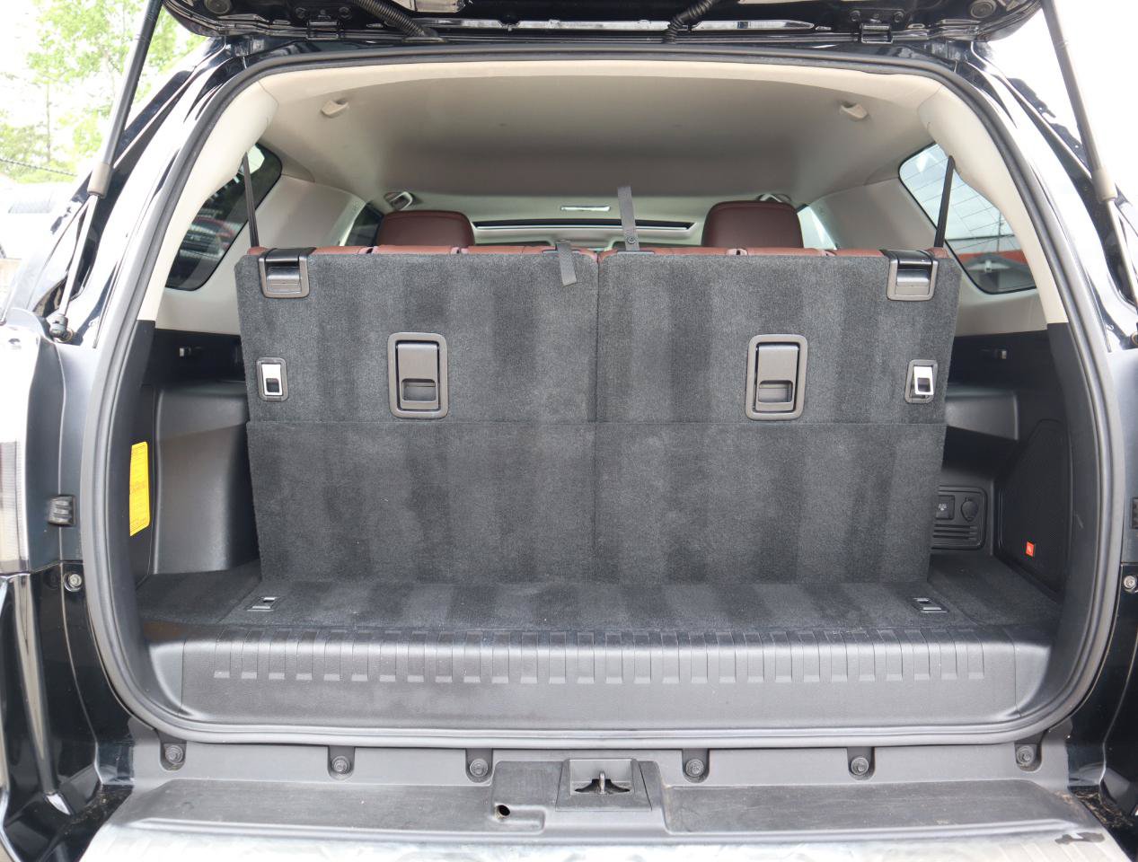 Used 2016 Toyota 4Runner Limited AWD/4WD image 6