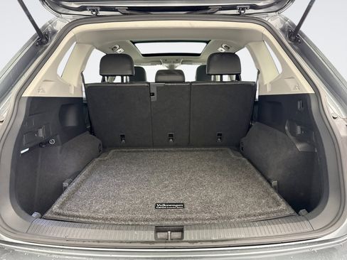 Used 2022 Volkswagen Tiguan SE image 18