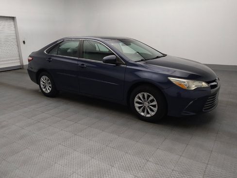 Used 2016 Toyota Camry LE FWD image 11